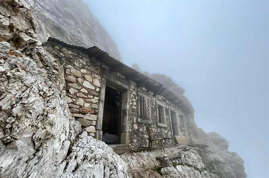 The Buffa di Perrero shelter on Monte Cristallo, Italy