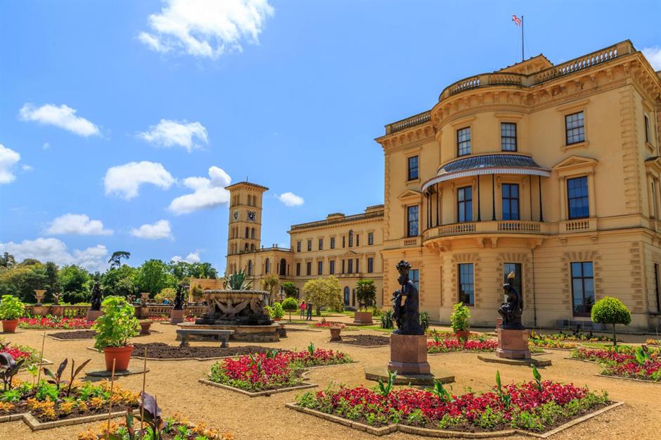 Live like a king at these royal residences