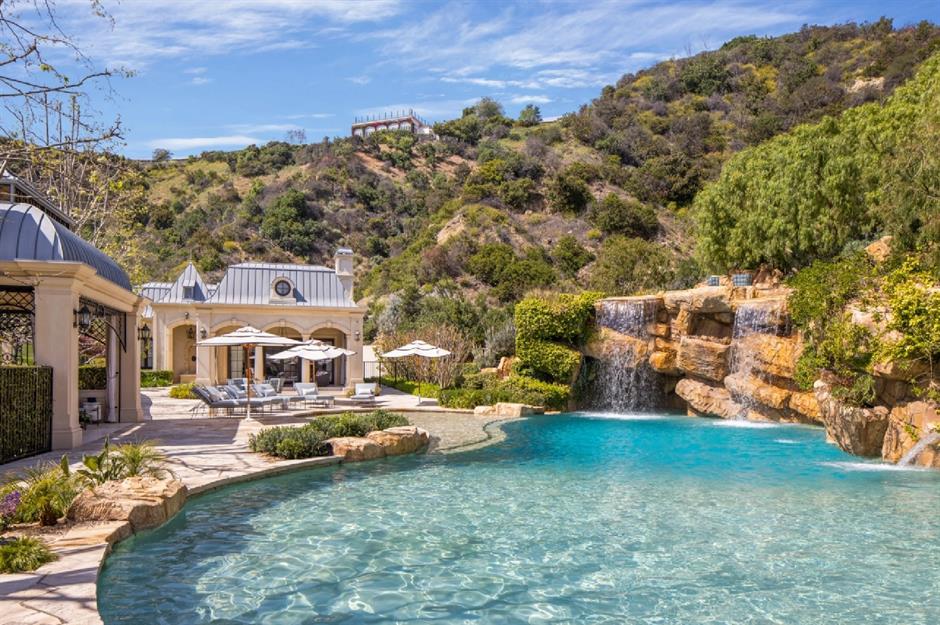 Unsellable celebrity homes that can't find a buyer | loveproperty.com