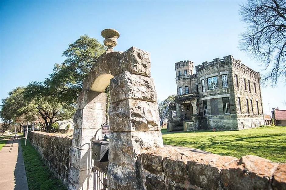 Cottonland Castle