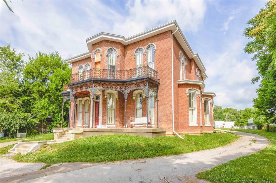 Beautiful Abandoned Mansions For Sale Right Now