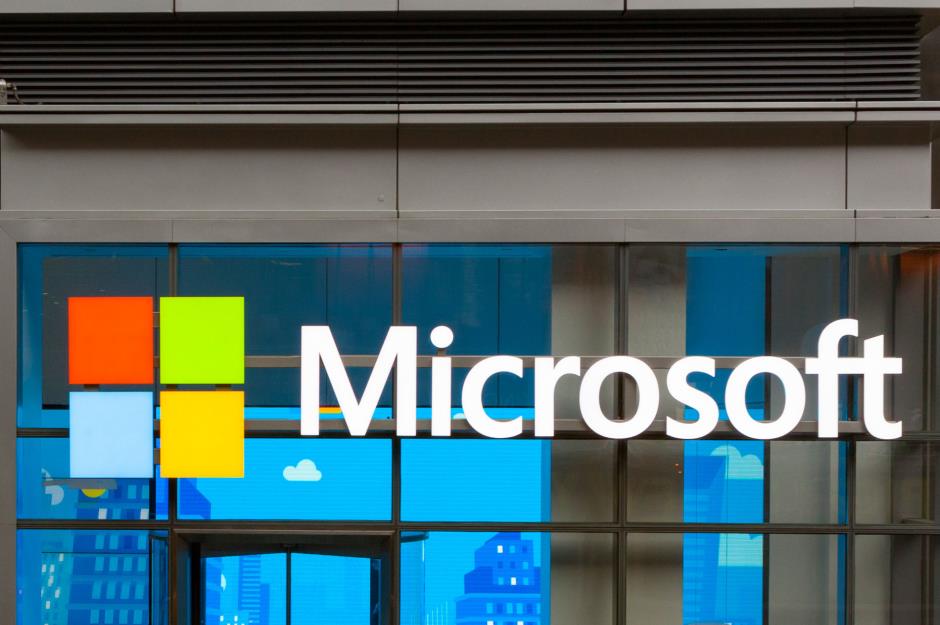 Microsoft: $126 billion (£97.1bn) cash reserves