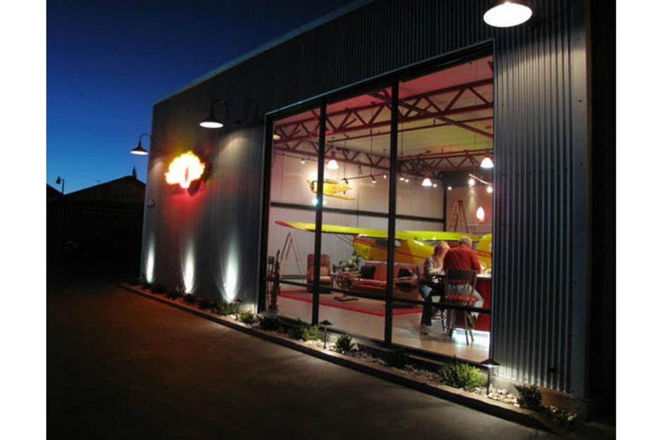 Airplane Hangar Homes Taking Architecture To New Heights Live Work Hangar California Usa