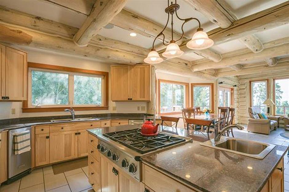 White pine cabin, Alaska, USA: $930,000 (£710k) 