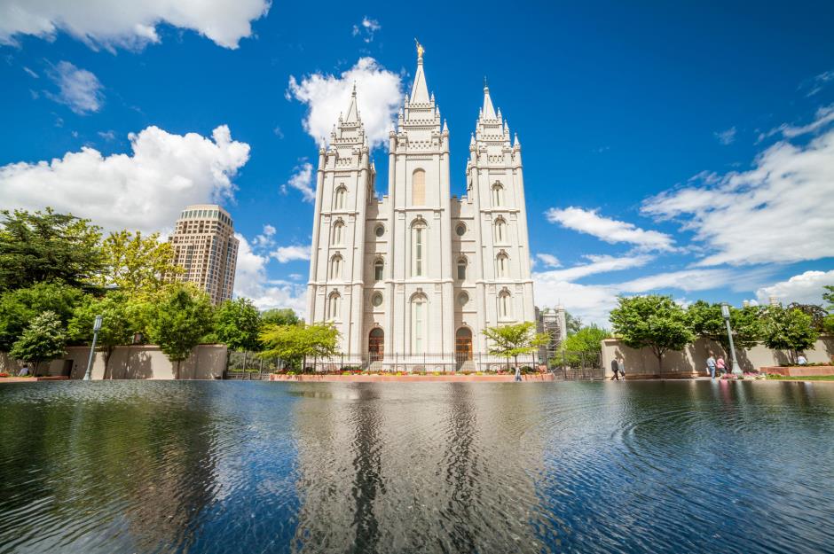 77. Church of Jesus Christ of Latter-day Saints: 405,000+ hectares