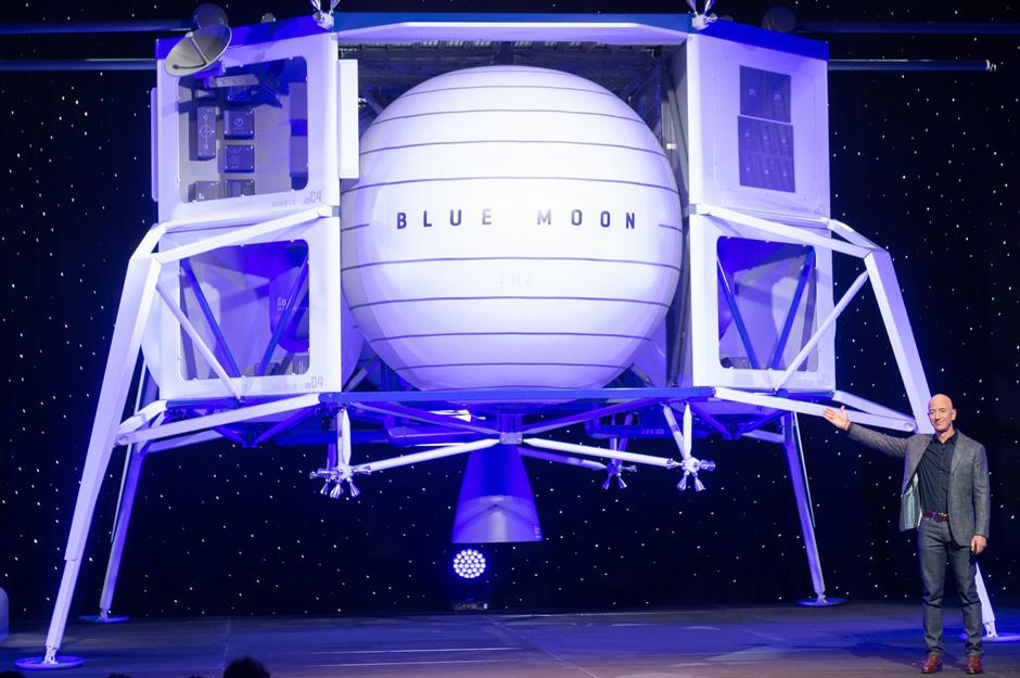 Blue Origin vs SpaceX