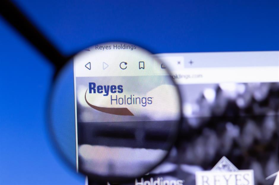 37th: Reyes Holdings (Reyes family)
