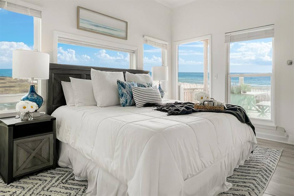 8. Surfside Paradise, Gulf Shores, Alabama