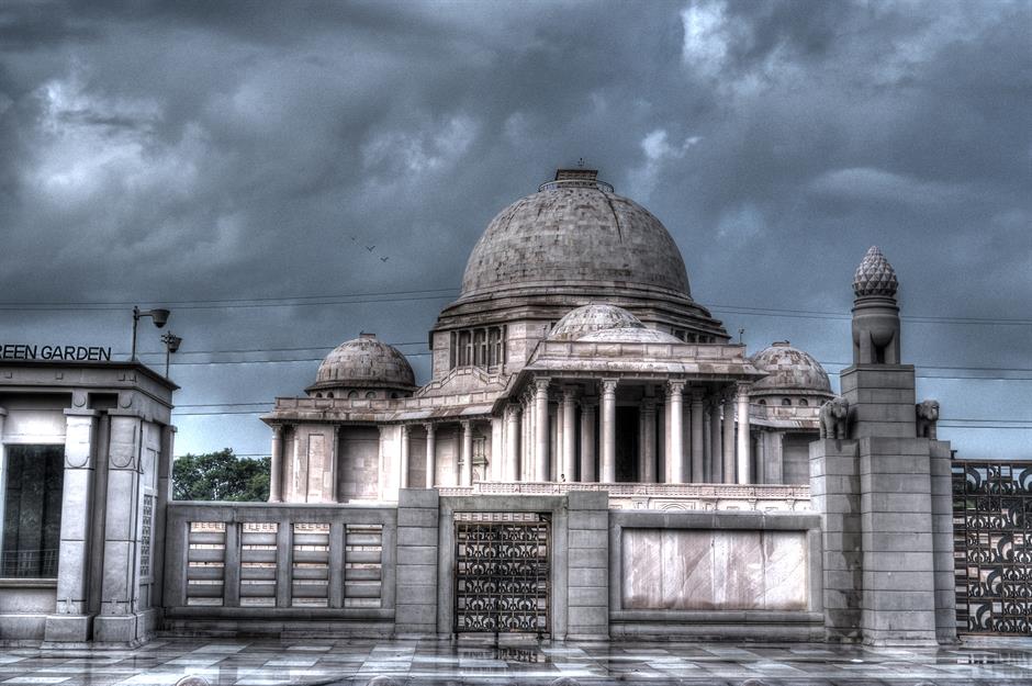 Mayawati parks and statues, Uttar Pradesh, India, cost: $1.3 billion (£1.1bn)