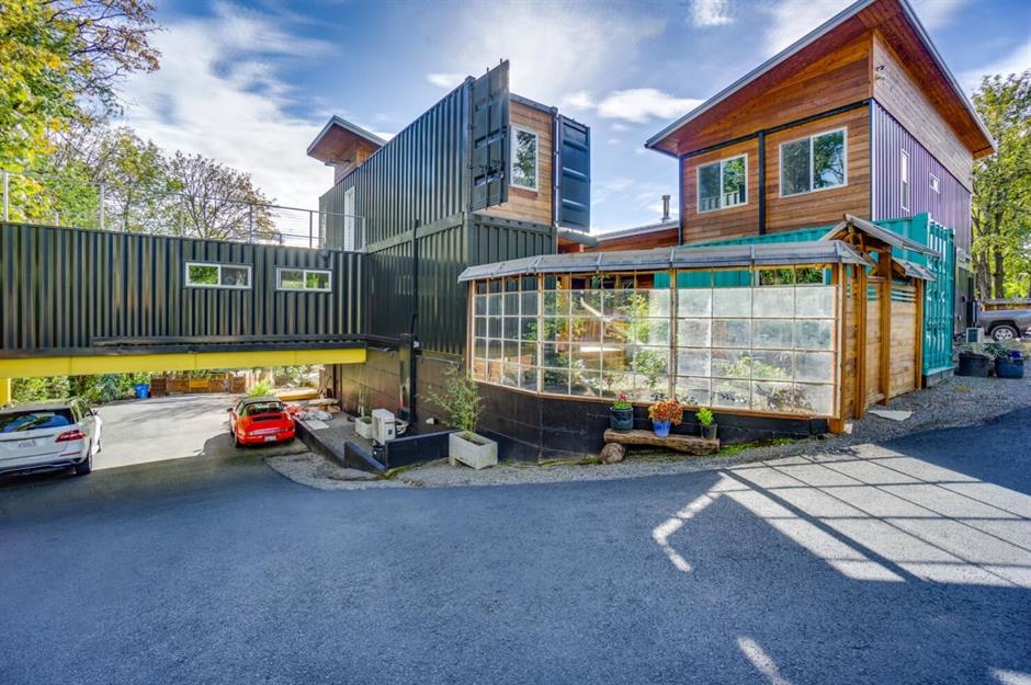 Shipping Container Homes & Buildings: Black Box - 4 x 20 ft Shipping  Container Home, BC, Canada