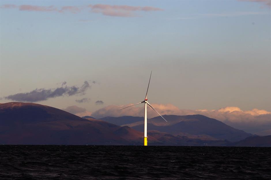 Walney Offshore Wind Farm Extension, UK: $1.2 billion (£1bn)