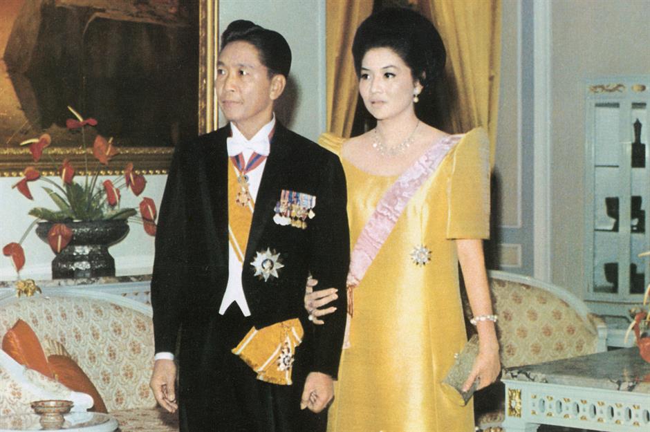 Ferdinand Marcos, Philippines : jusqu’à 28,6 milliards de dollars (27,3 Mds €)