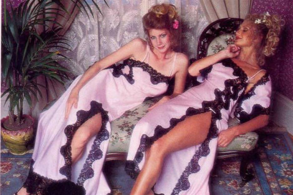 1977: Victoria's Secret 