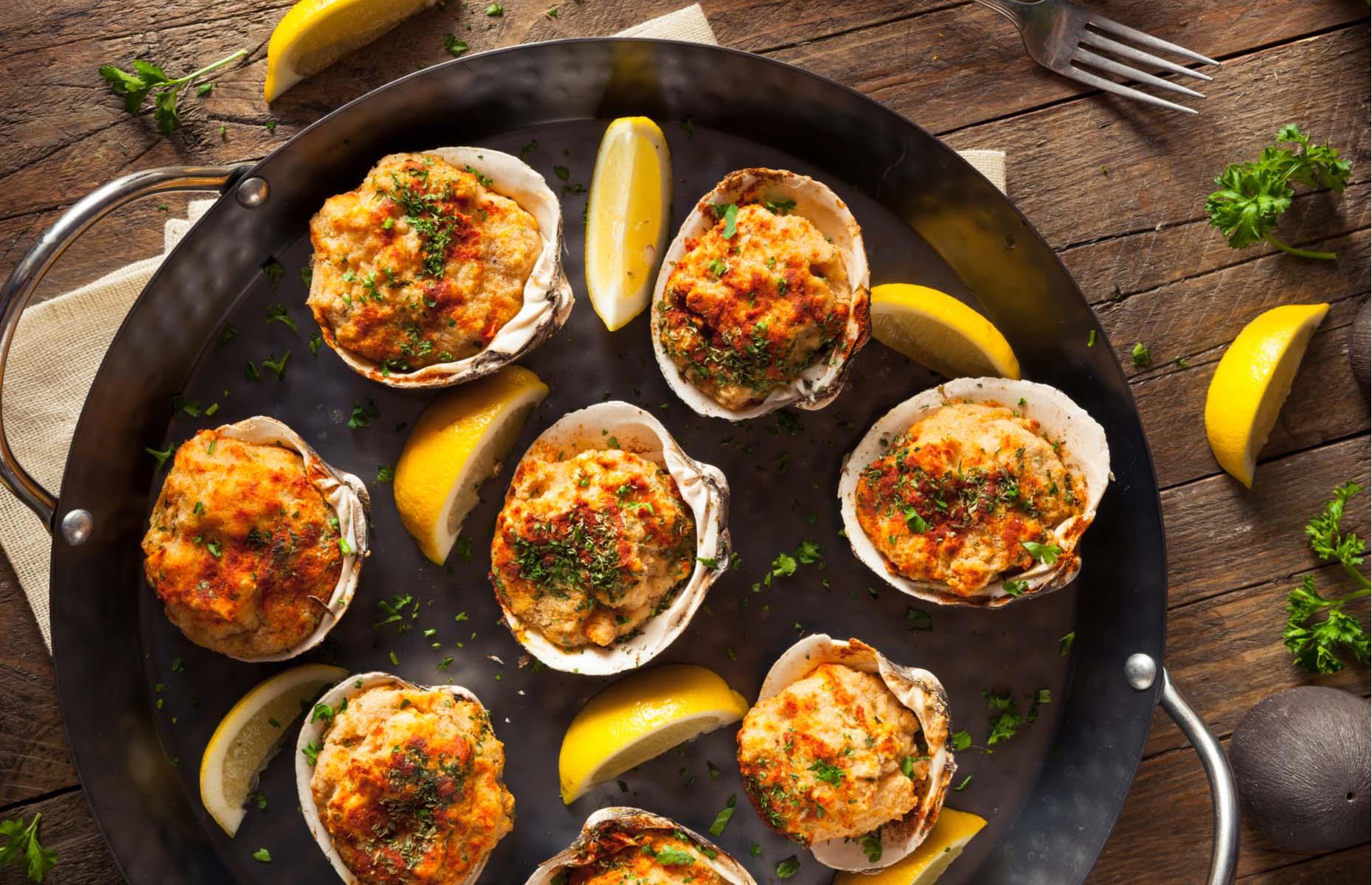 1940s: clams casino