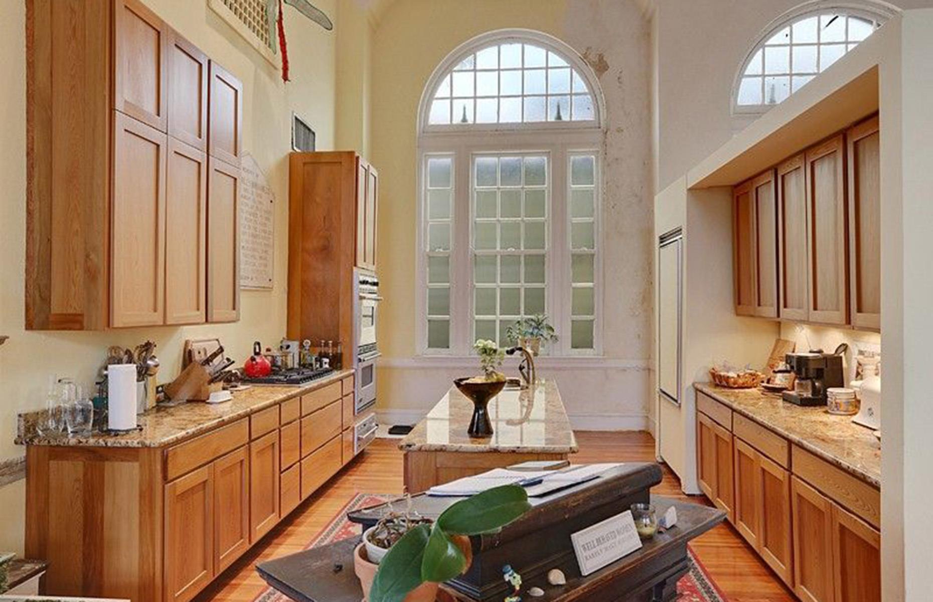 Beyoncé and Jay-Z’s New Orleans church conversion
