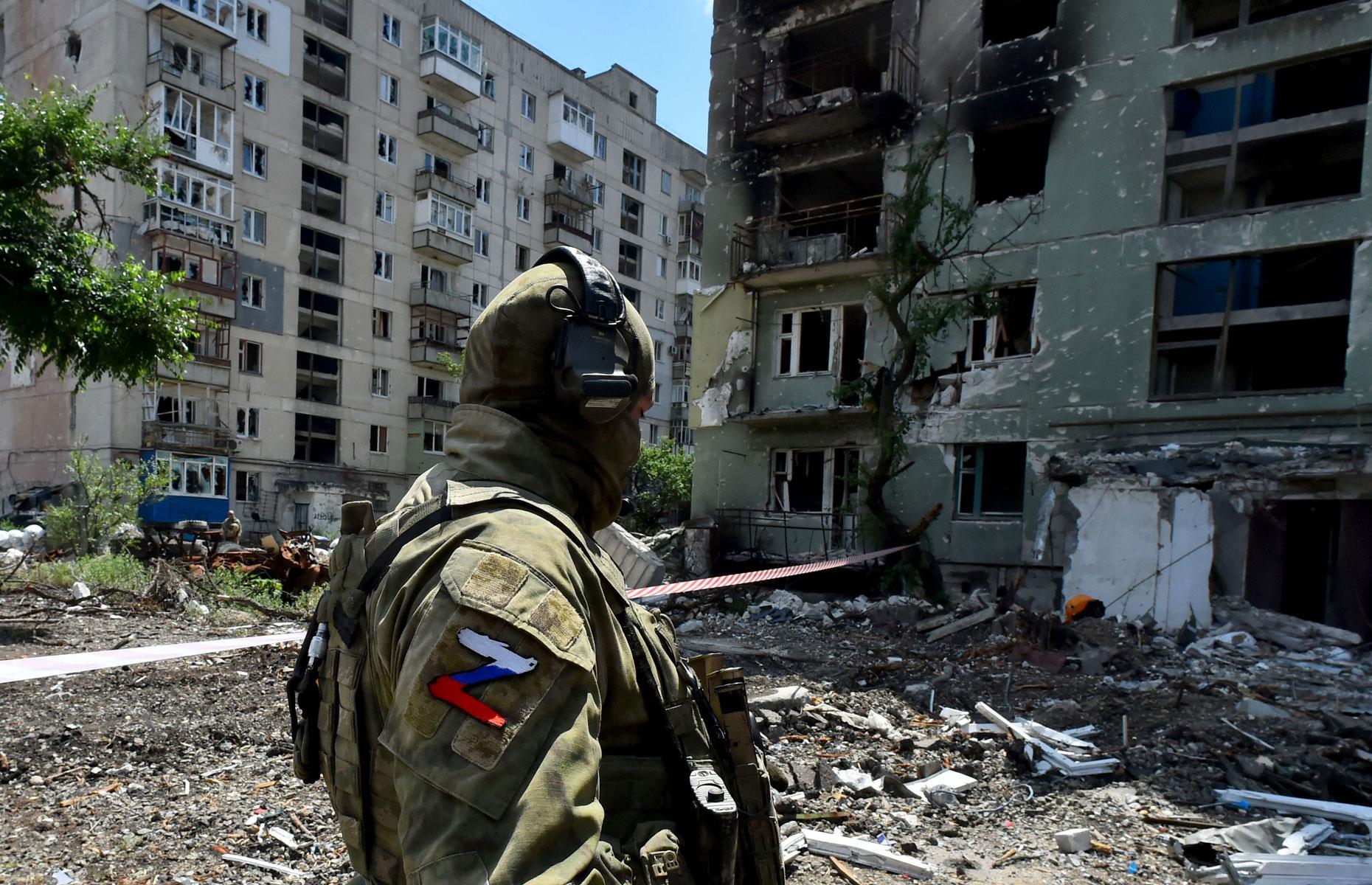 Russia, debt to GDP: 18.2%