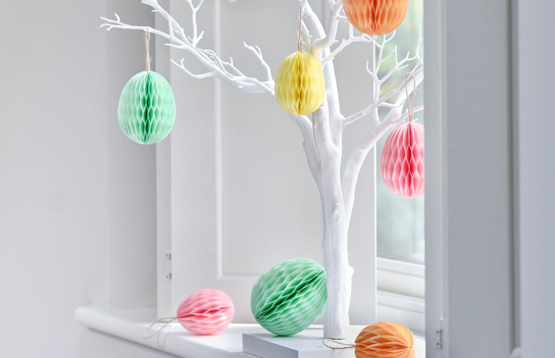 Make your own Easter honeycomb eggs