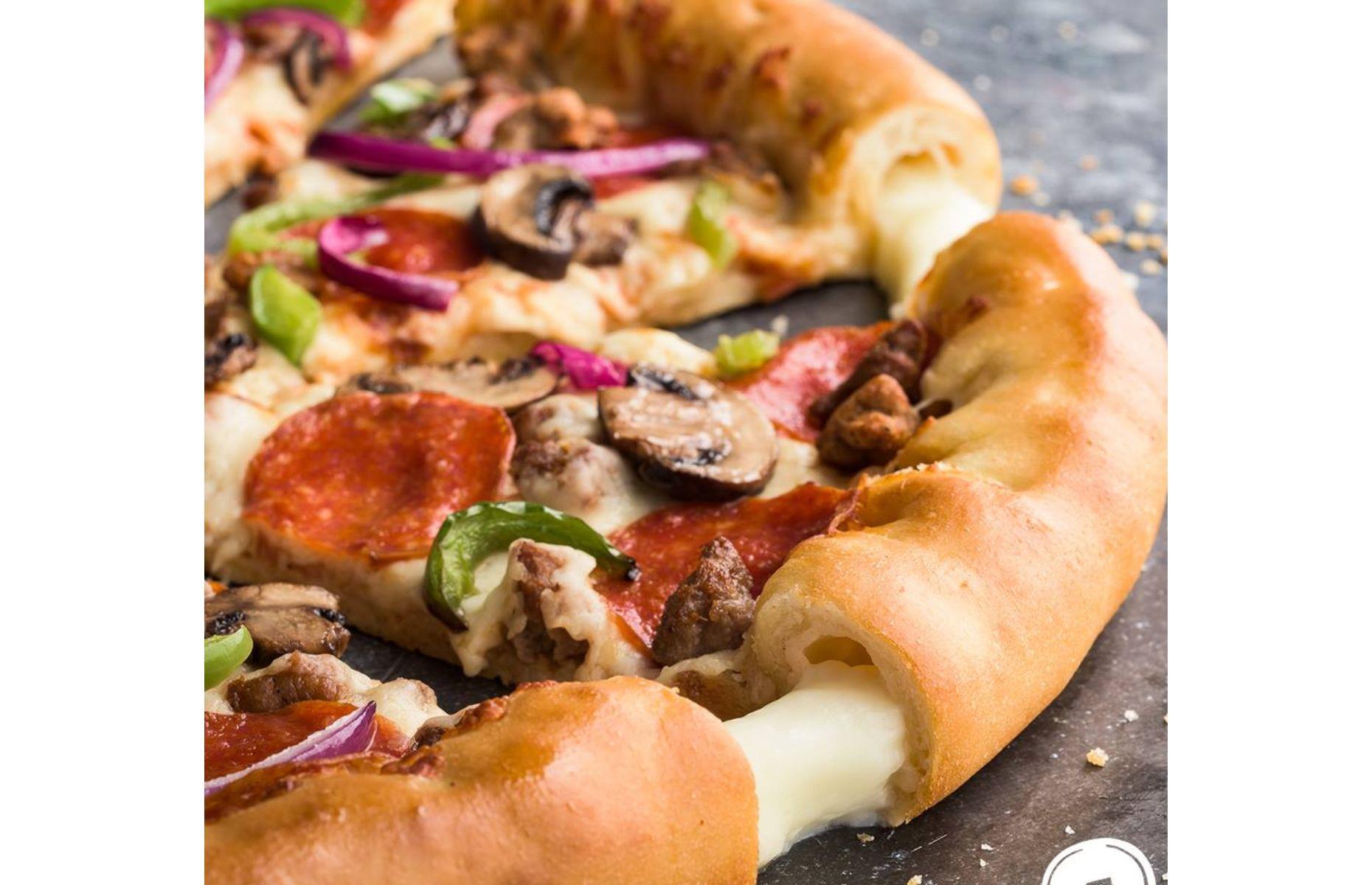 1995: Pizza Hut stuffed crust pizza  