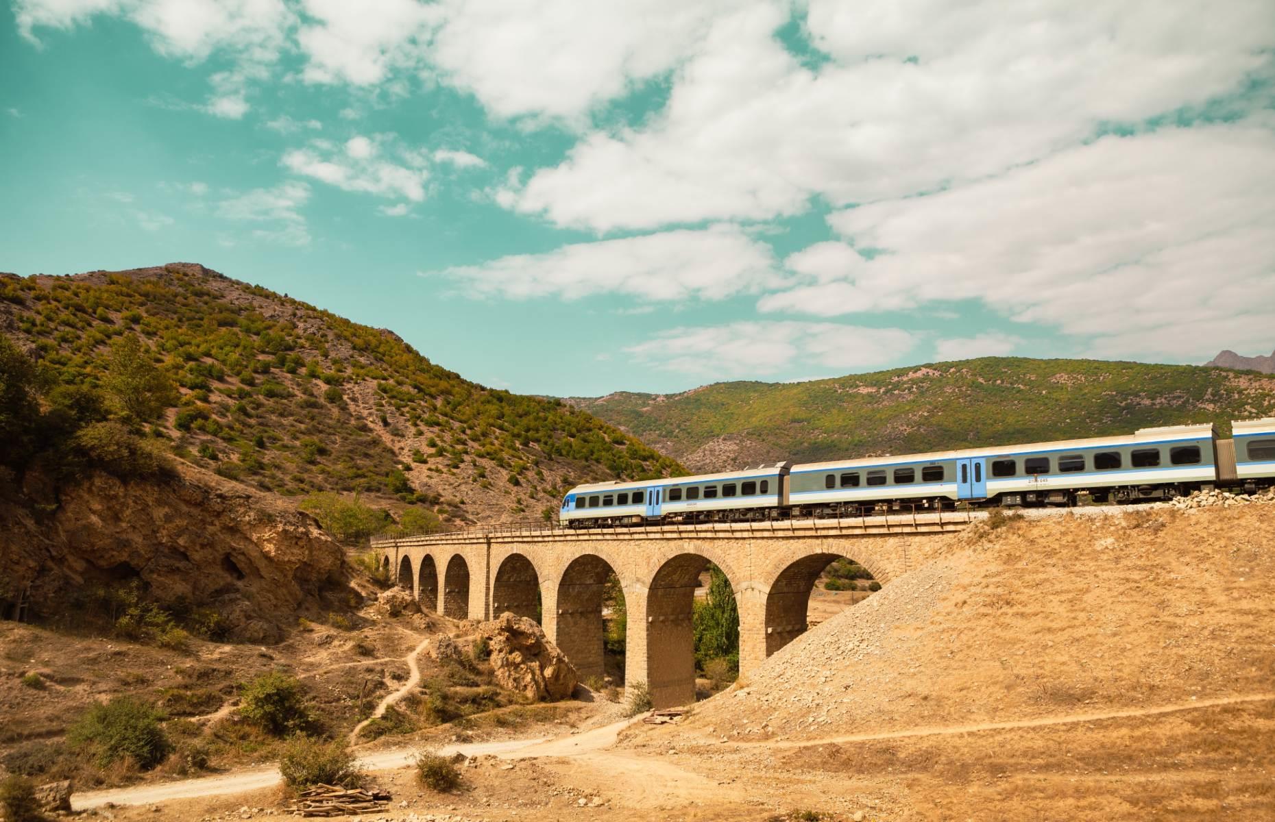 10. Iran (28)