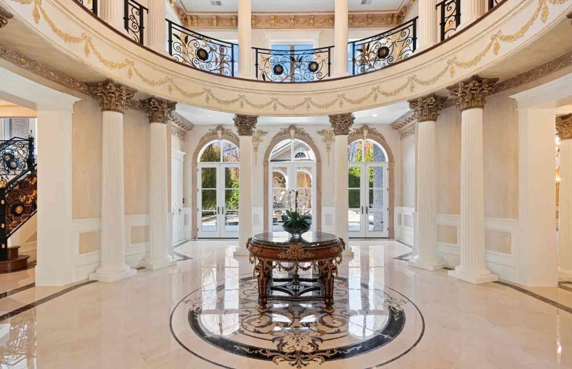 Château de Lumière, Virginia, USA