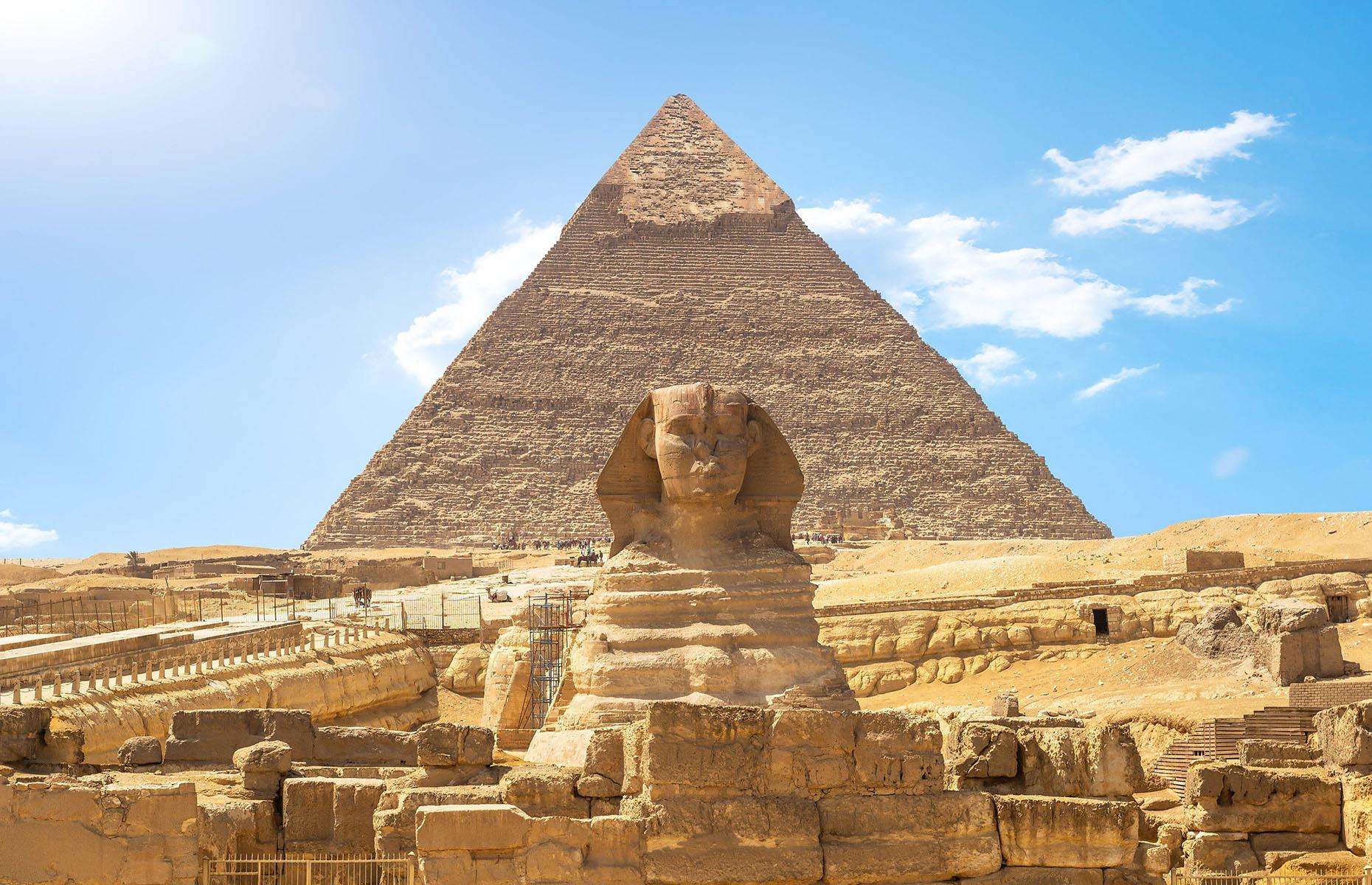 ...the Khafre Pyramid...