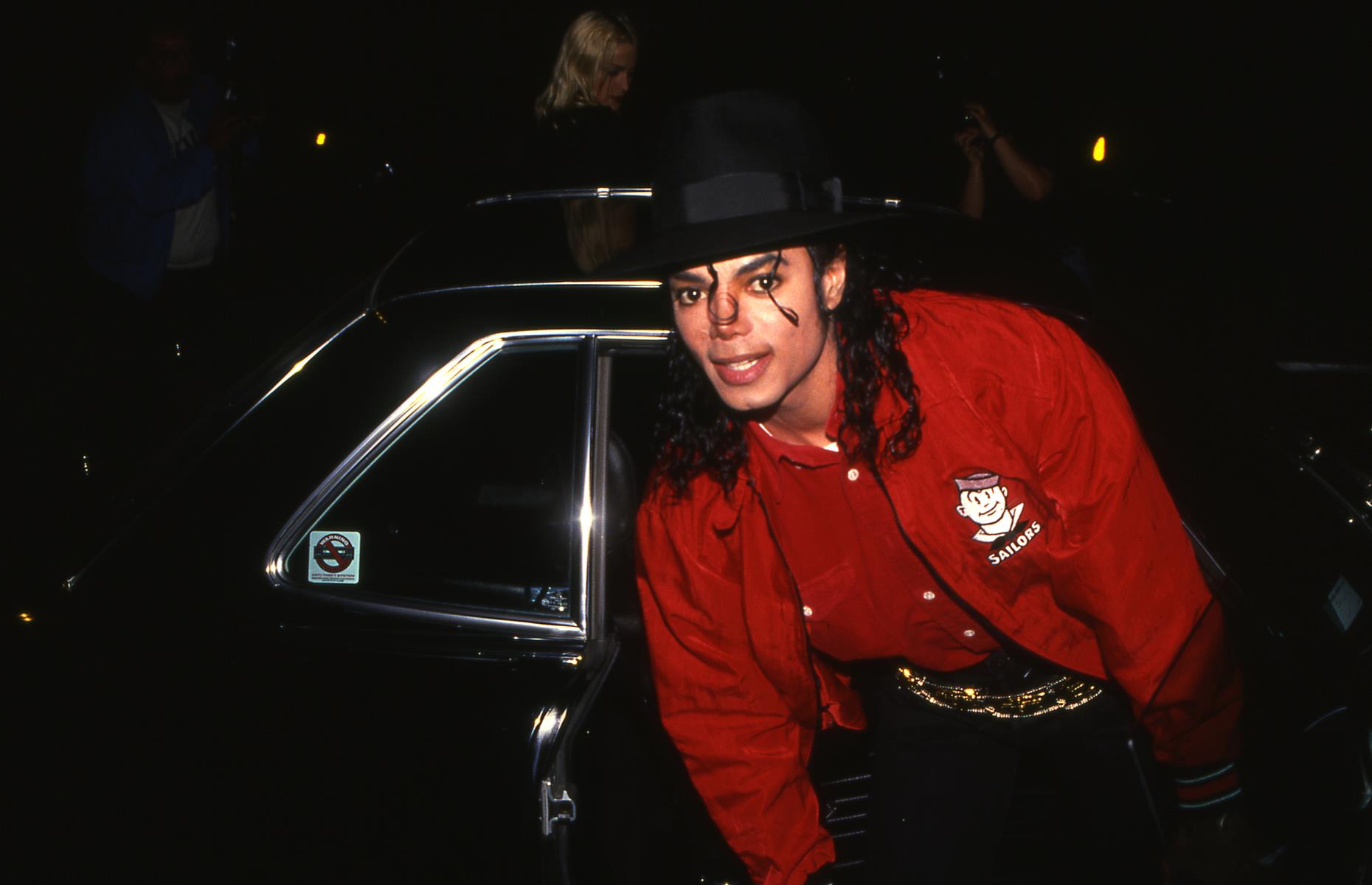 Michael Jackson's Invincible album: loss unknown 
