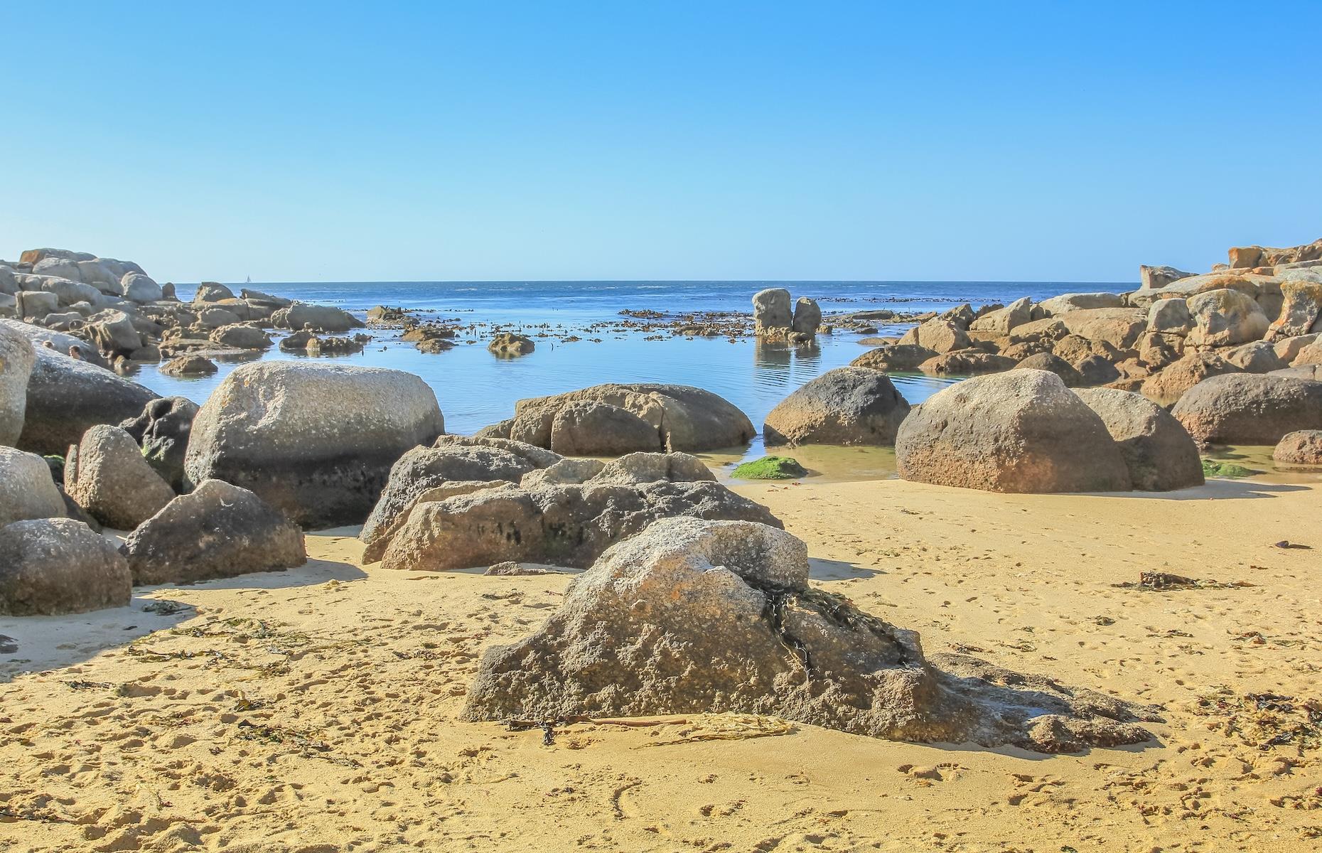 For: Oudekraal Beach, South Africa