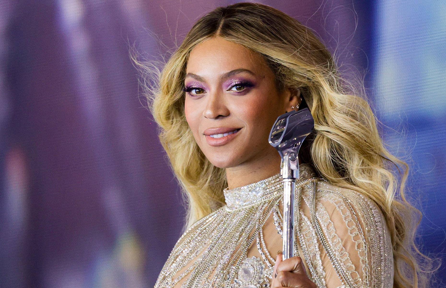 Platz 10: Beyoncé, 695 Mio. Euro