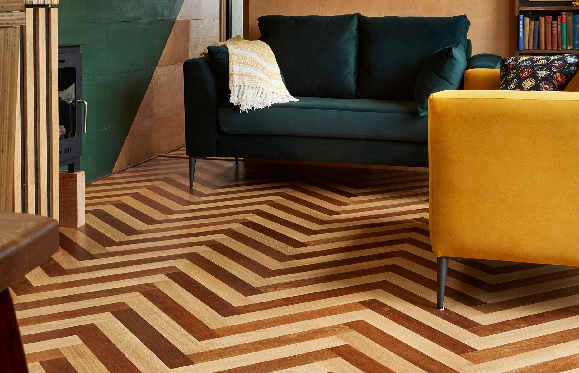 Lay chic chevrons