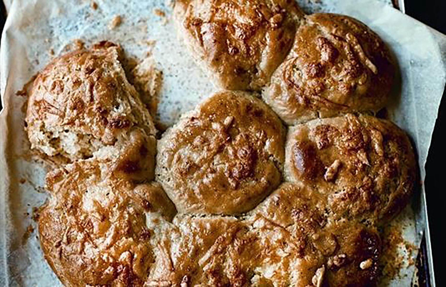 Cheesy tear and share bread