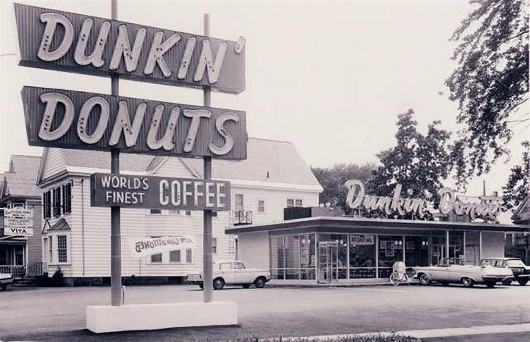1950s: Dunkin' Donuts 