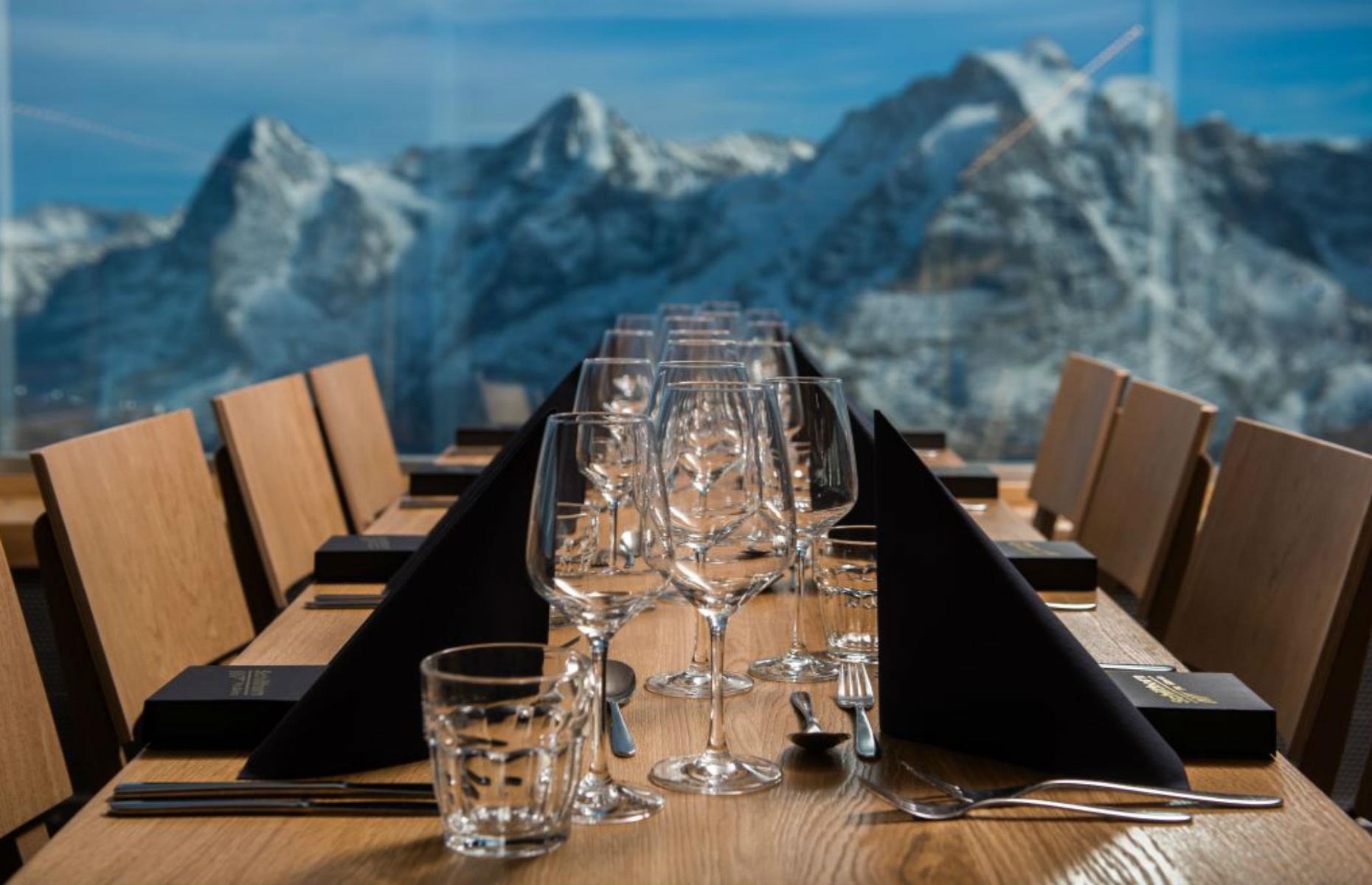 360° Restaurant Piz Gloria: Mürren, Switzerland