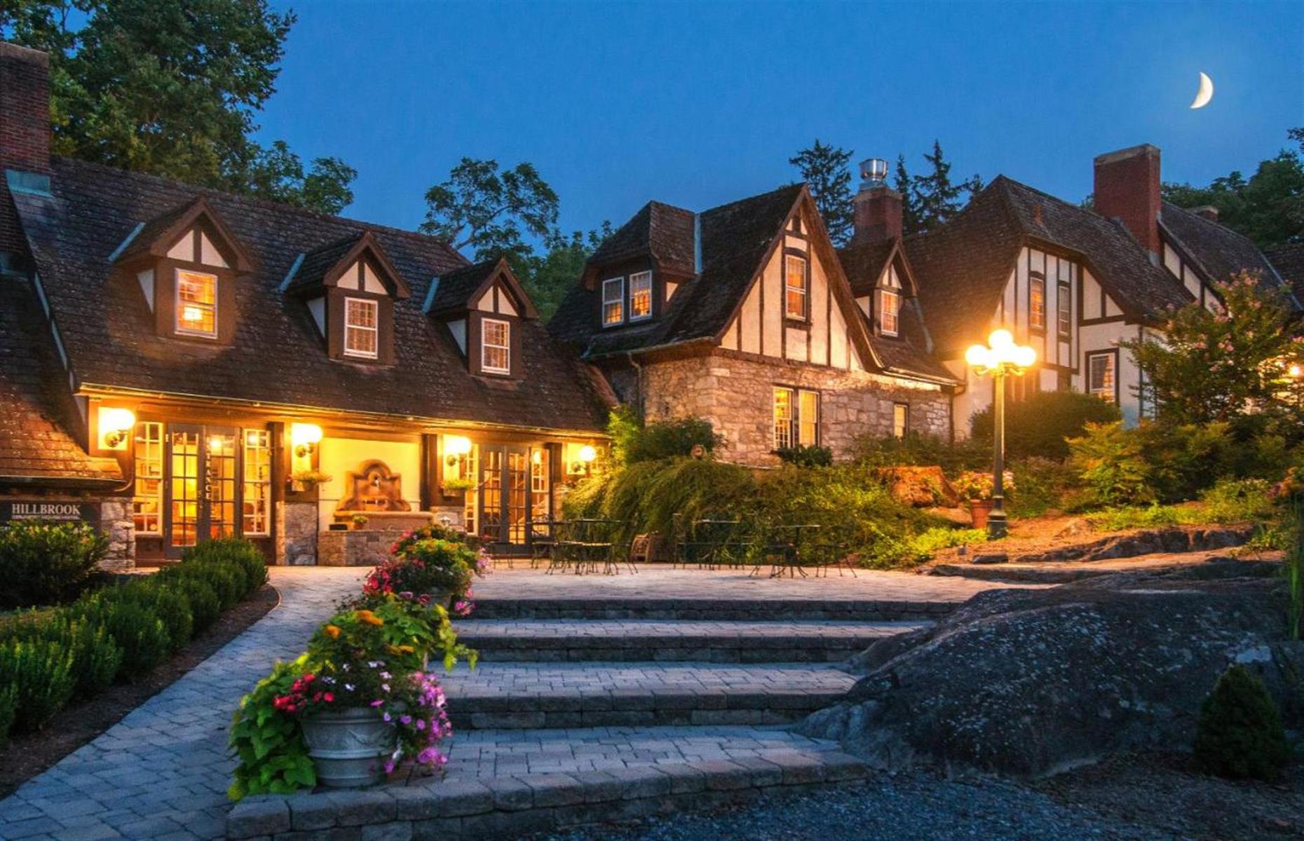 West Virginia: Hillbrook Inn & Spa, Charles Town