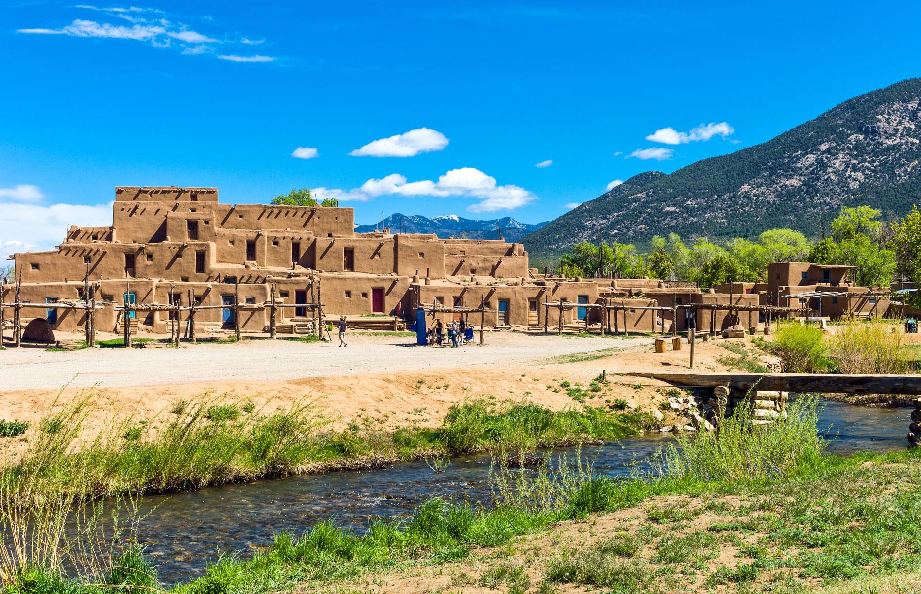 Adobe-Häuser, Taos-Pueblo, New Mexico, USA