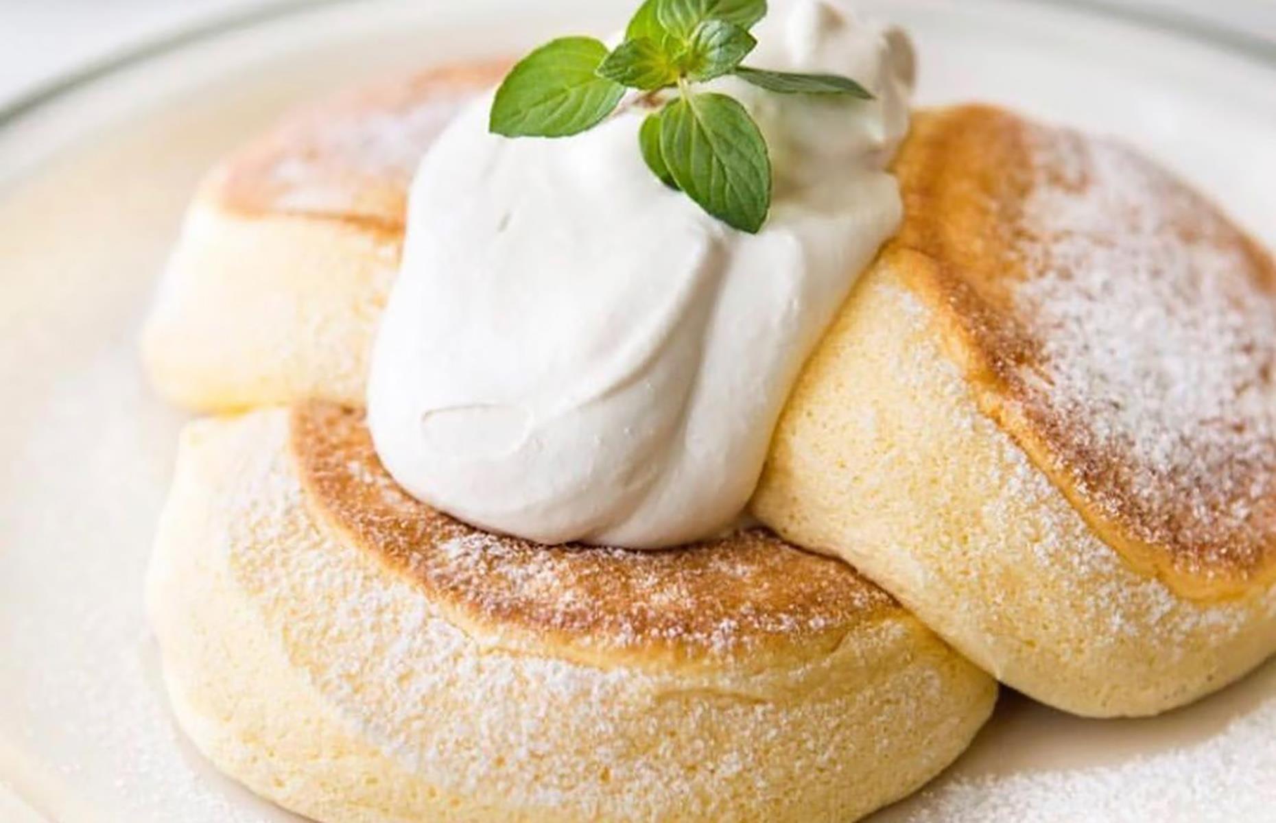 Soufflé pancakes 