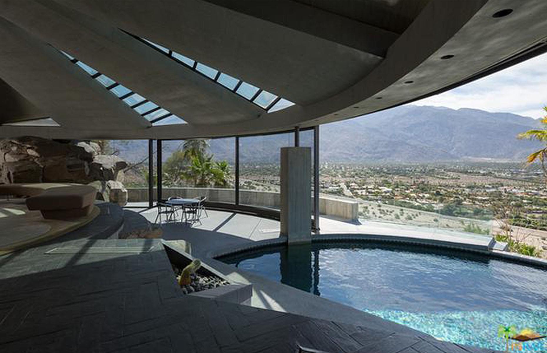Elrod House by John Lautner