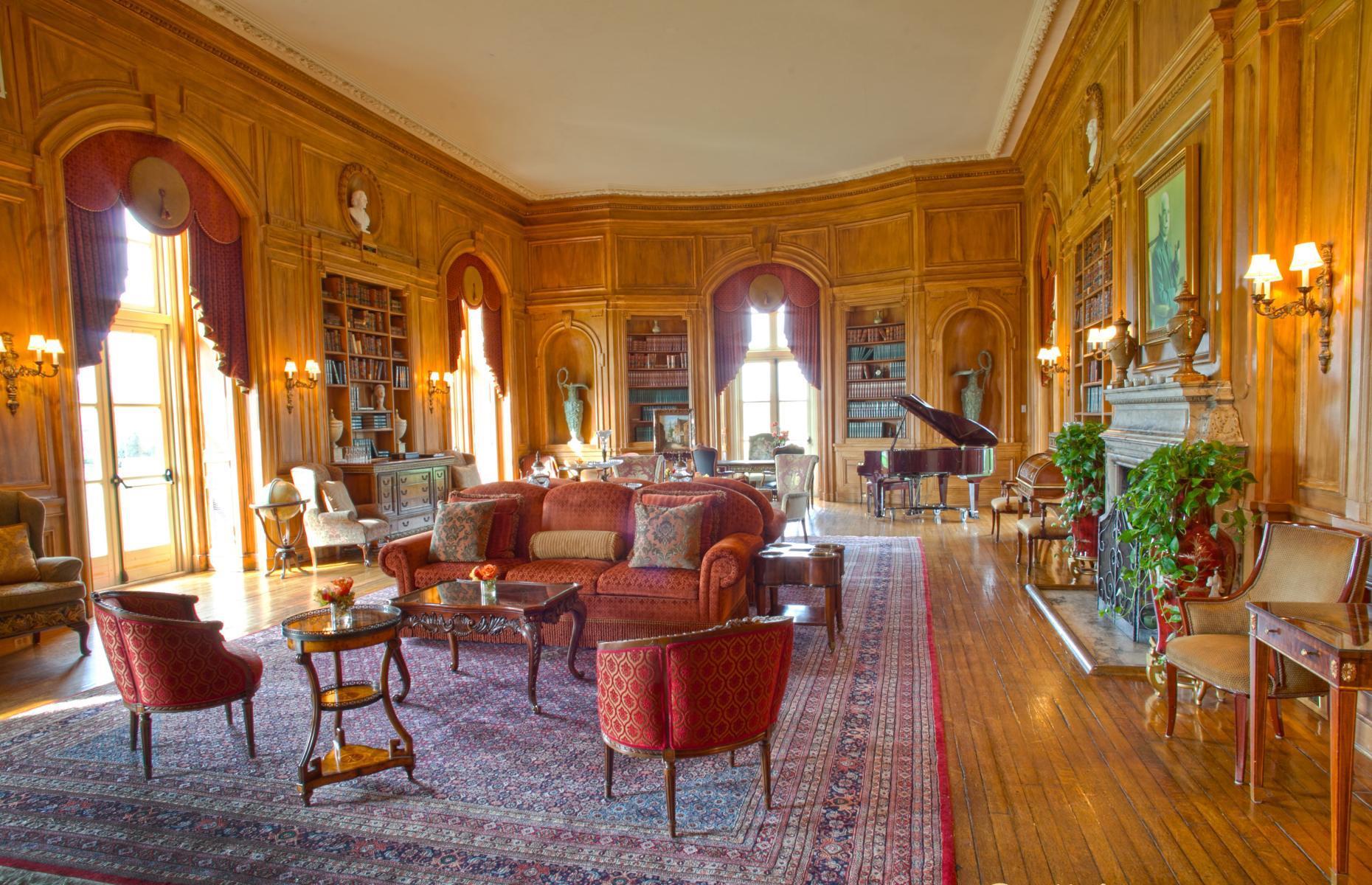 OHEKA Castle, New York: 109,000 square feet