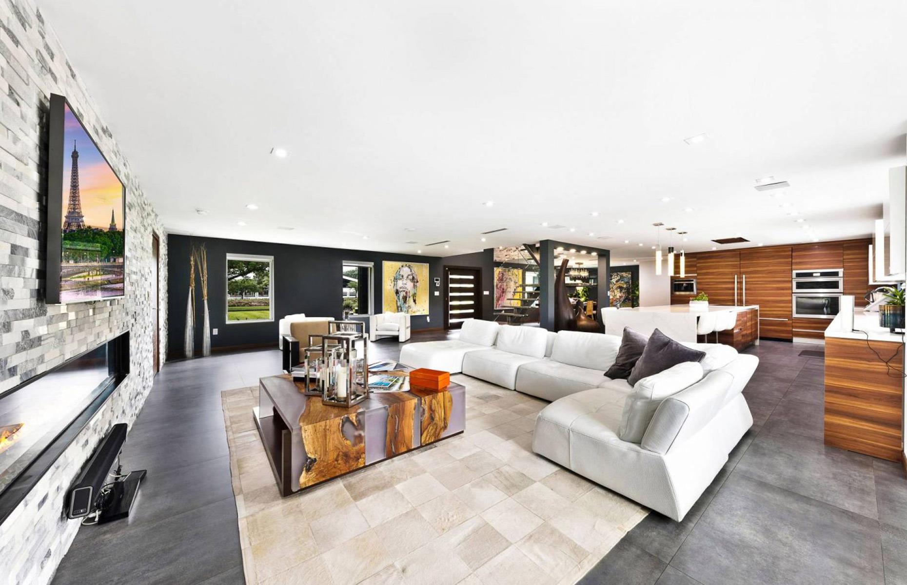 Gisele's equestrian estate, Florida, USA