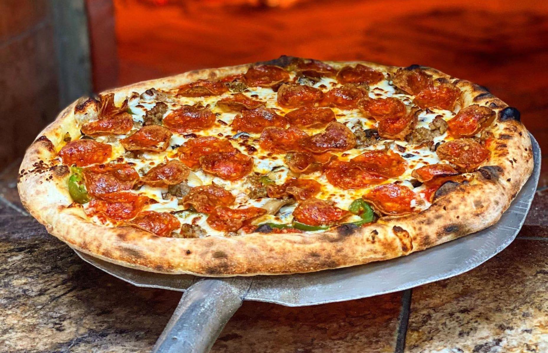 West Virginia: Pizzas & Cream, Nebo