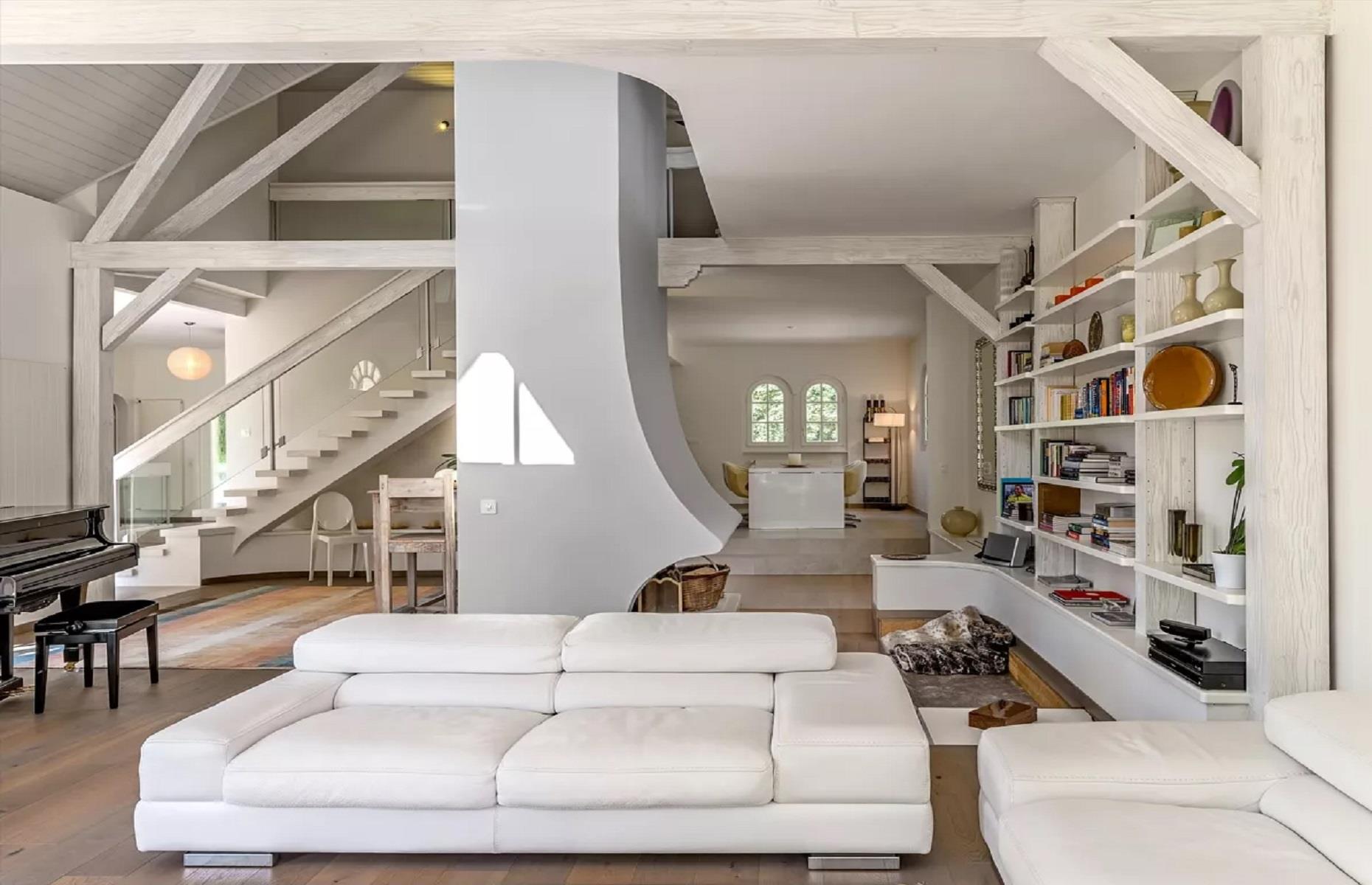 Lake view villa, Anières, Geneva