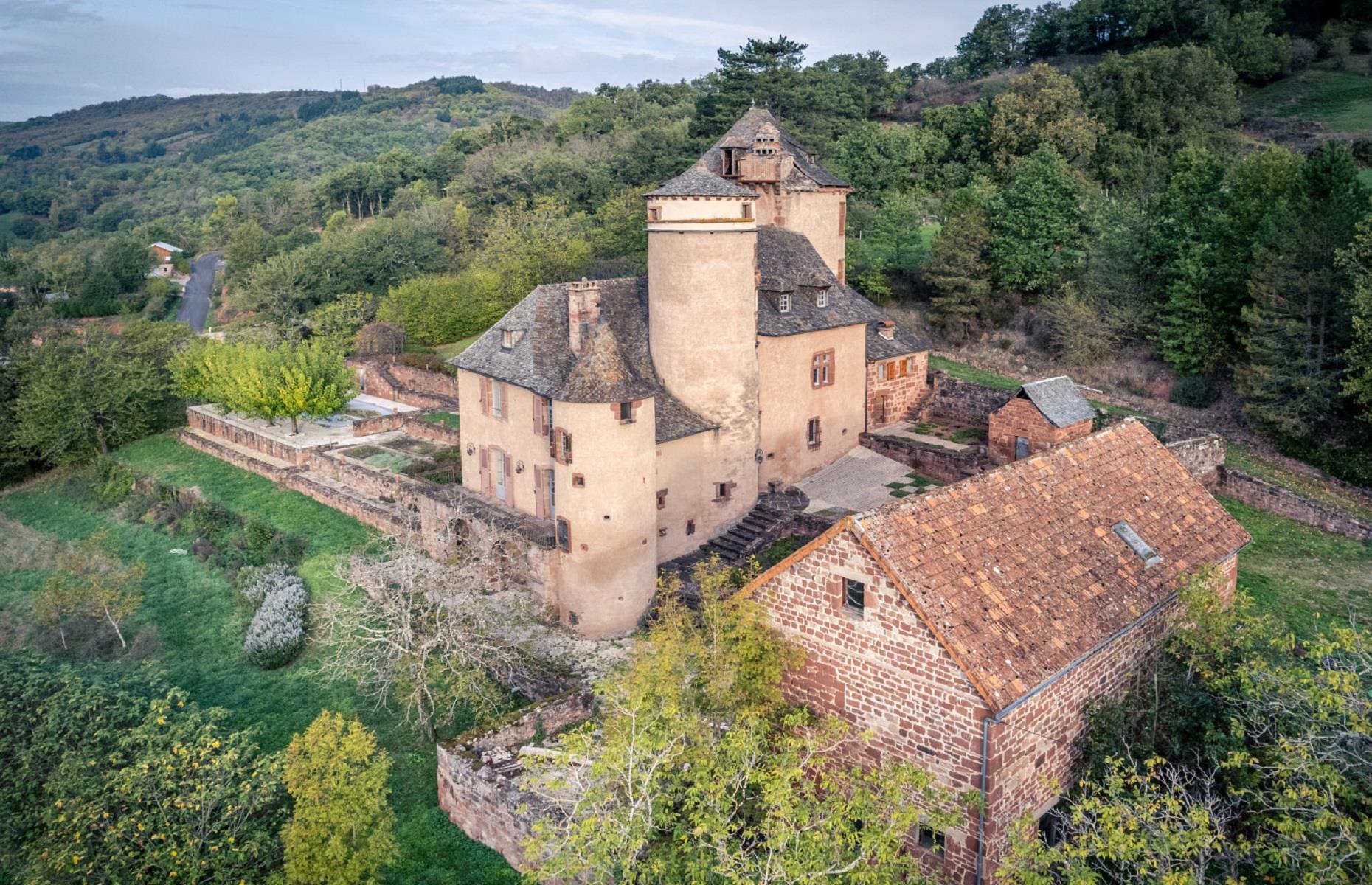 Castillo del siglo XVI, Mediodía-Pirineos, Francia