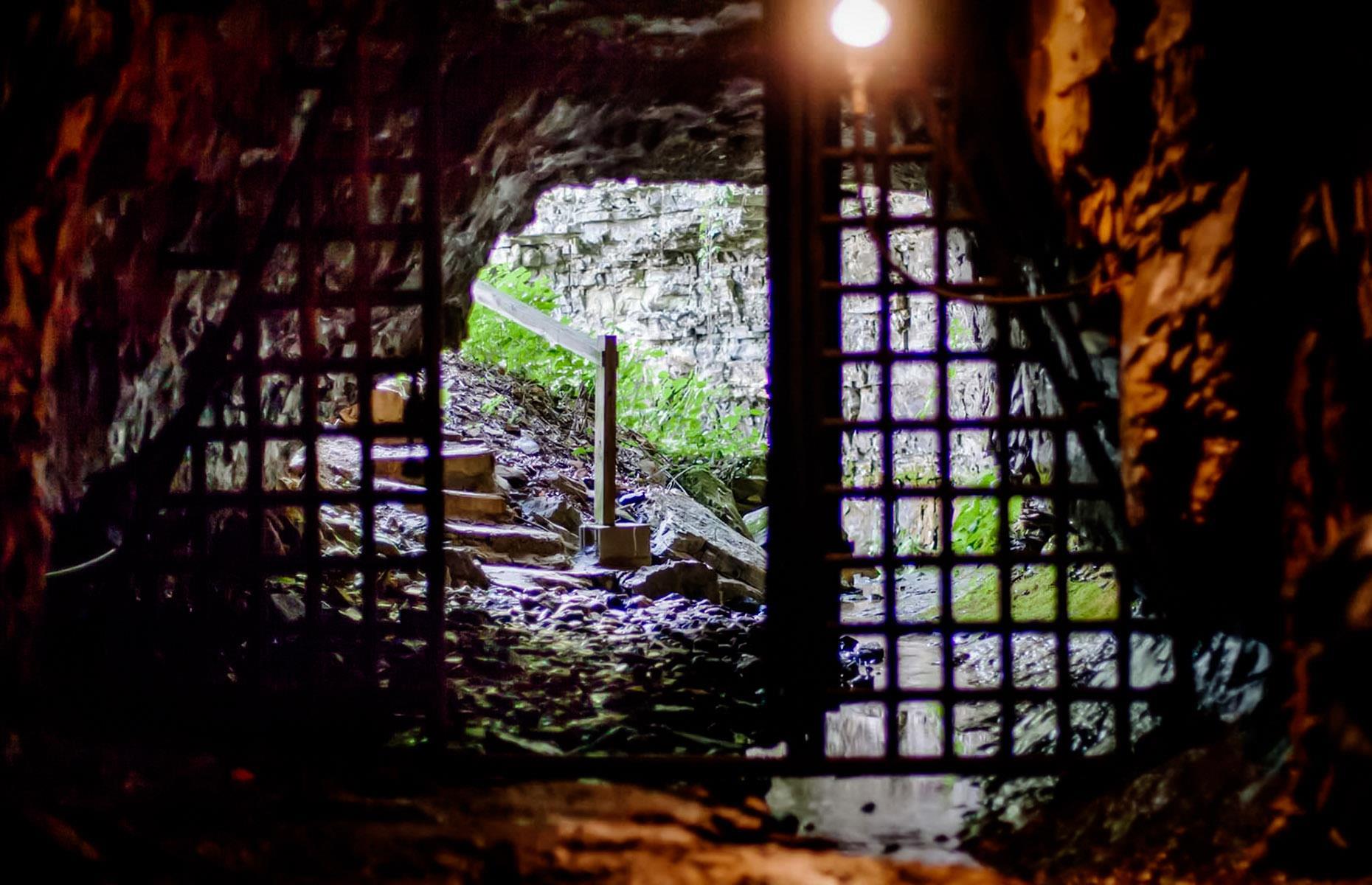 Historic Bell Witch Cave, Adams, Tennessee