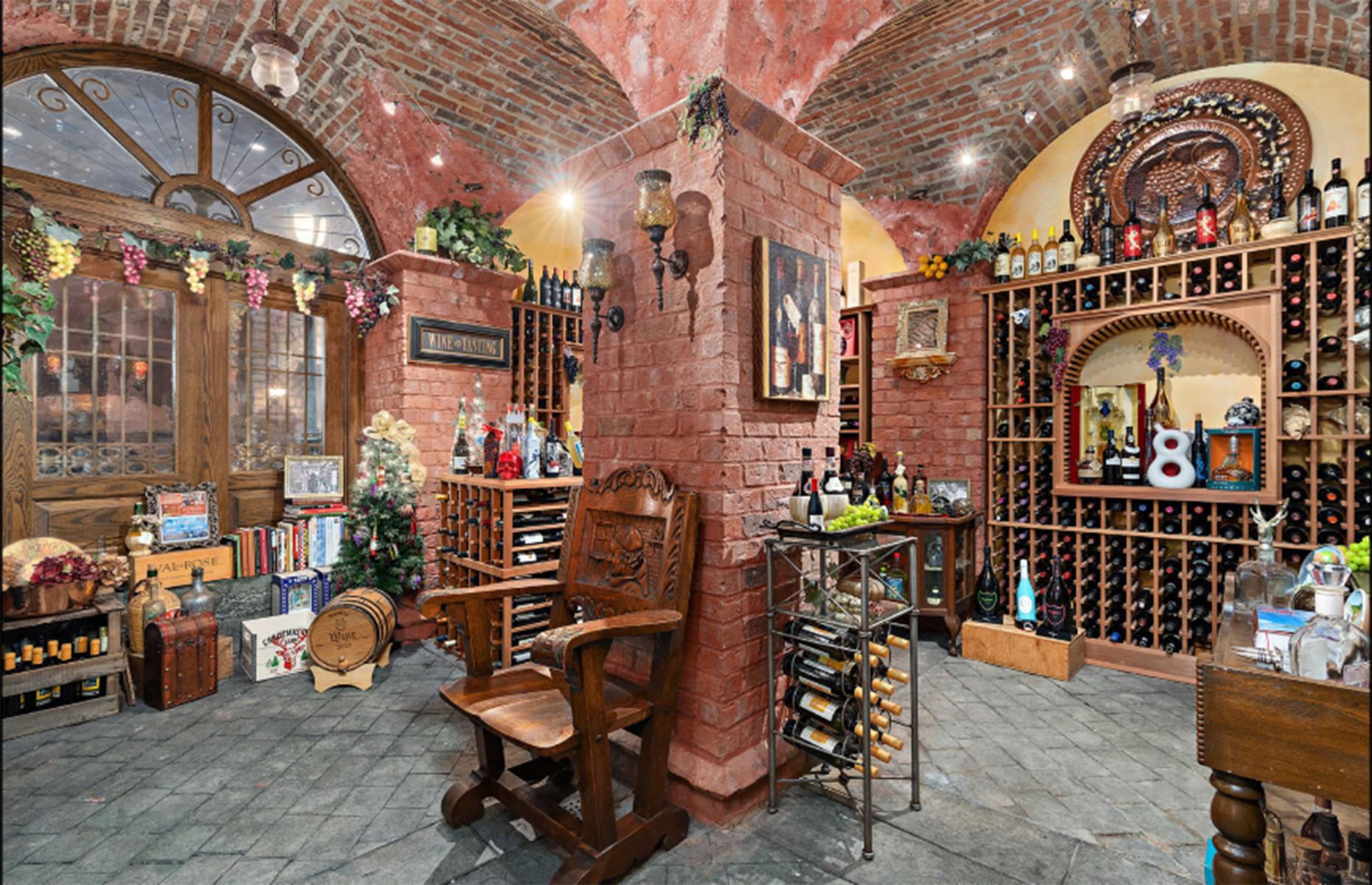 Luxury mansion with basement village, Pennsylvania, USA