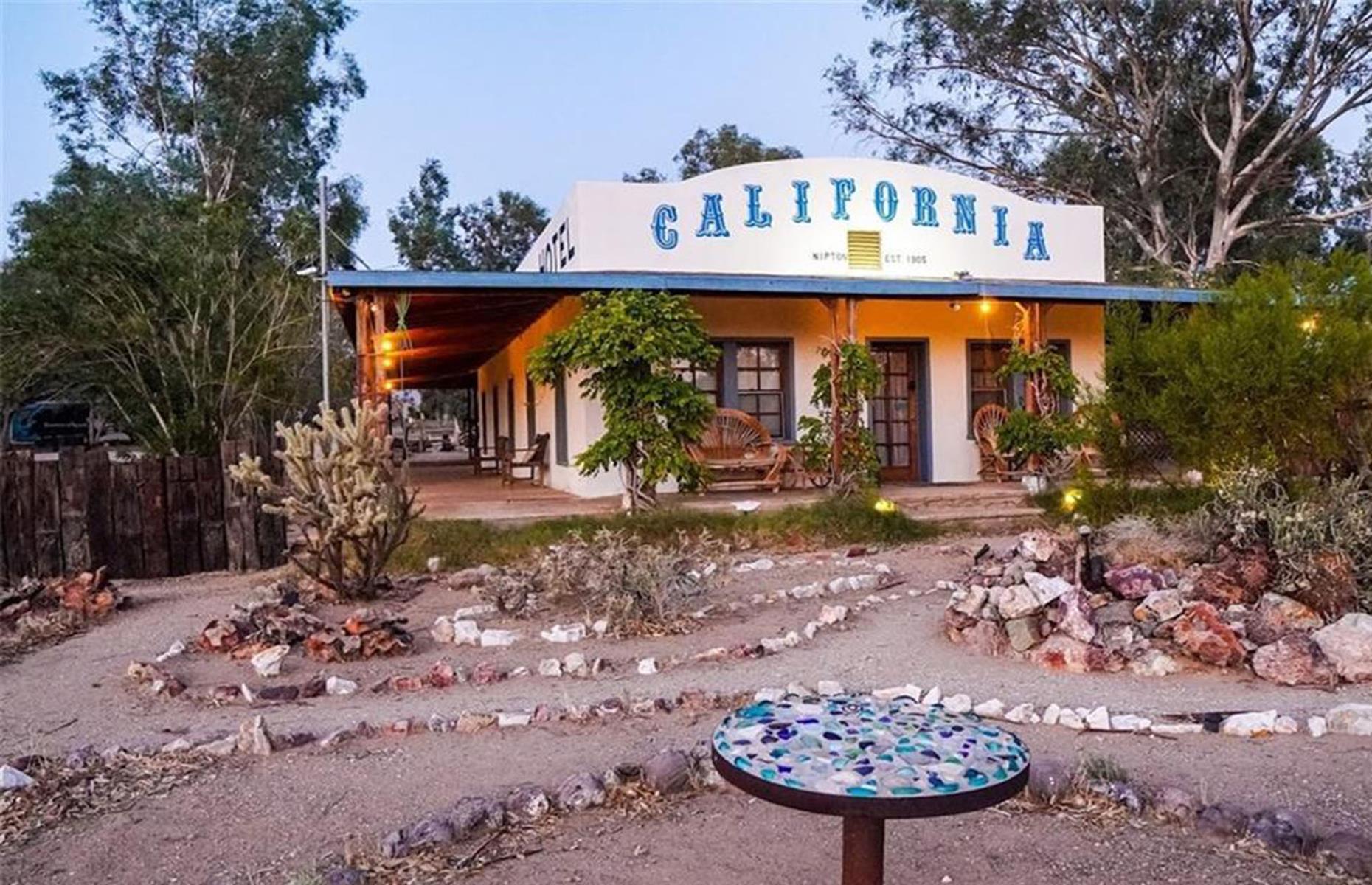 Historic nomadic town, California, USA: $2.8 million