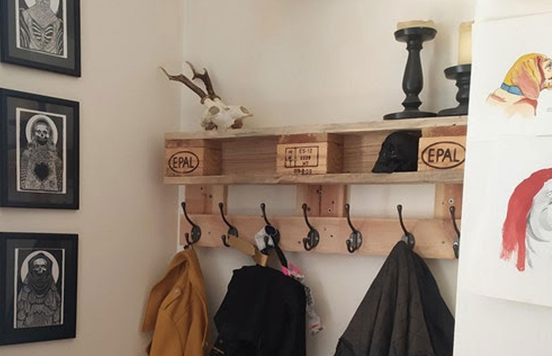 Hang a pallet coat rack