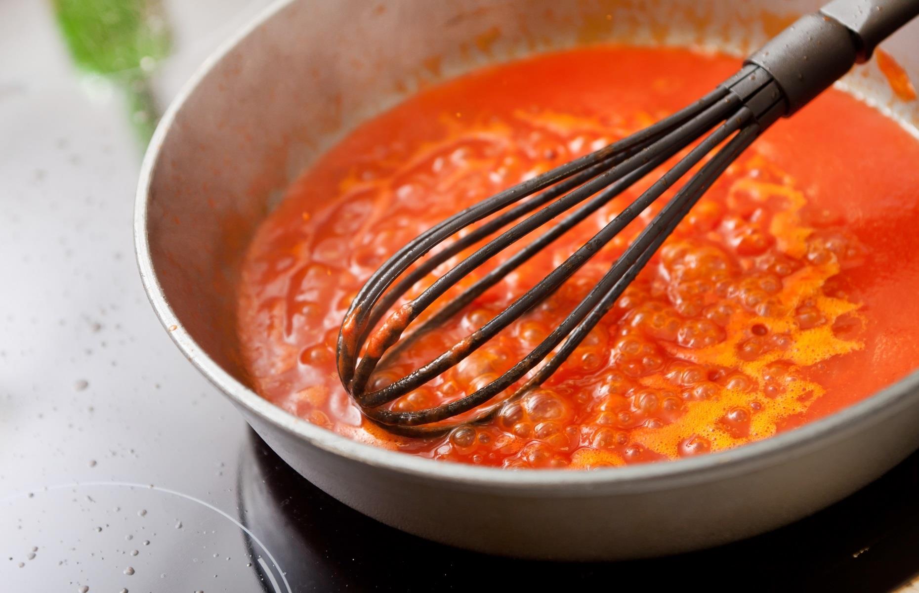 Cooking sauces and condiments