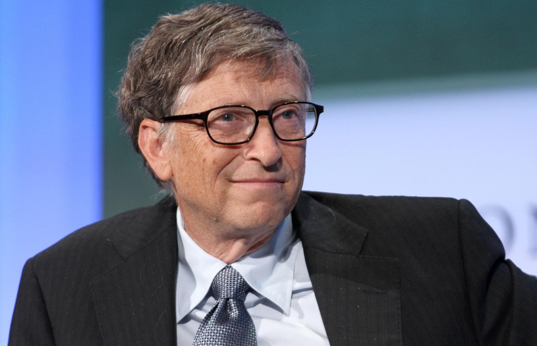 Spanx Founder Sarah Blakely Takes Bill Gates Pledge, to Donate