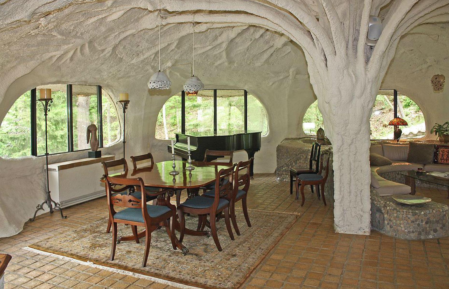 Mushroom House, New York, USA