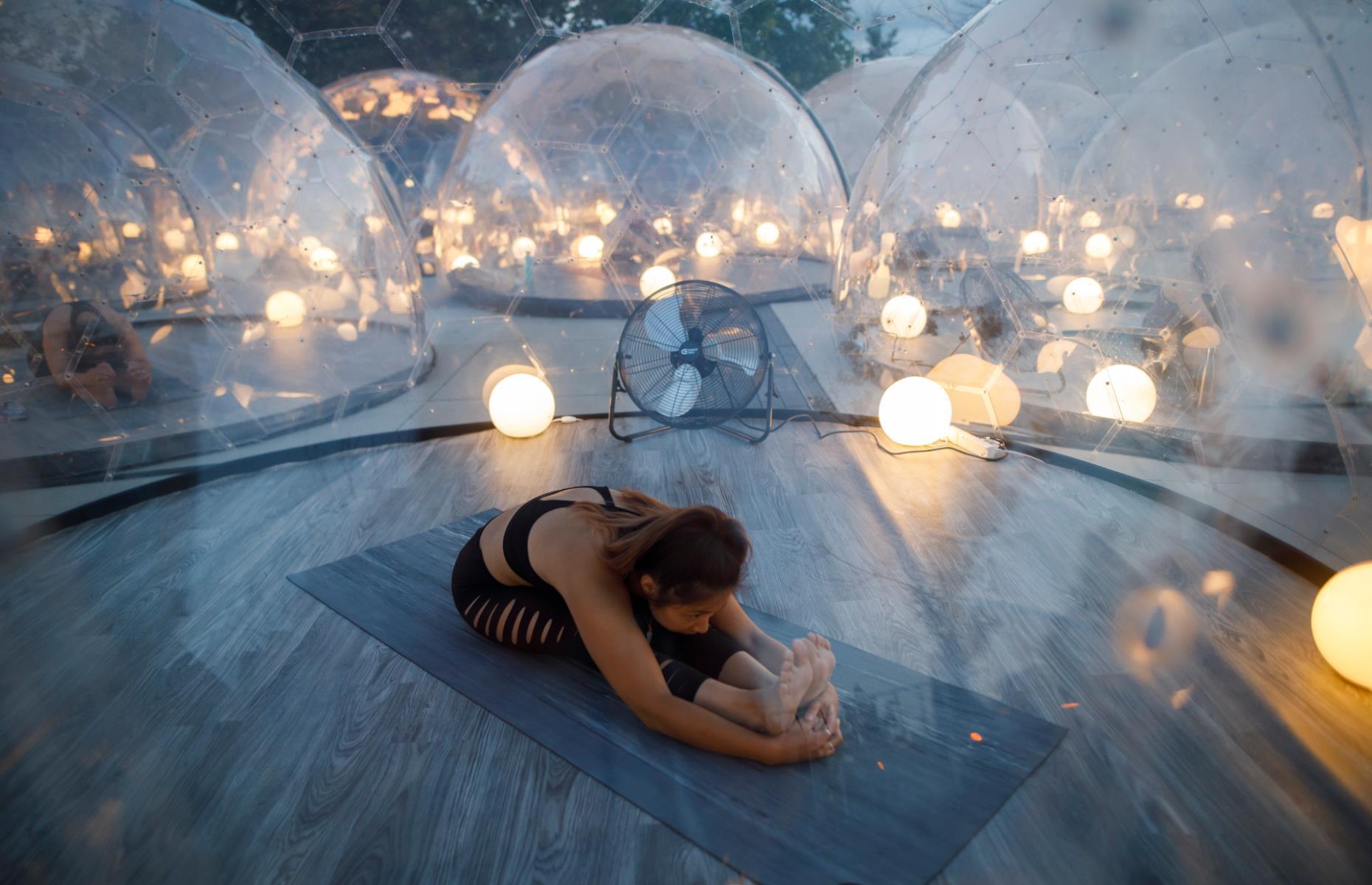 Toronto, Canada: A hotel holds yoga in pods