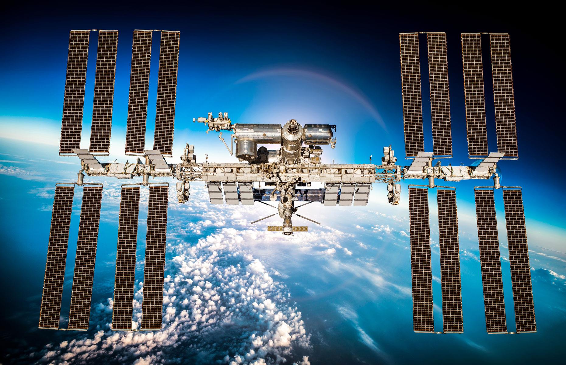 Colonizing space 